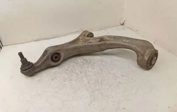 Volkswagen Touareg II Front lower control arm/wishbone