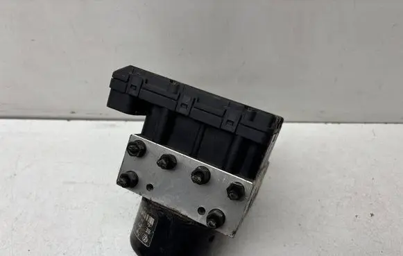 Audi A3 S3 8L ABS Pump 1J0907379H 1J0614217C