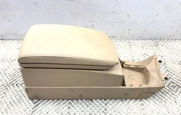 BMW X3 E83 Center console 