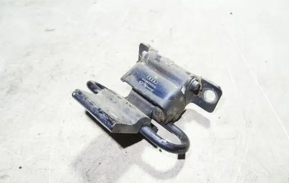 Audi A4 S4 B5 8D Rear door lower hinge 4A0833412A
