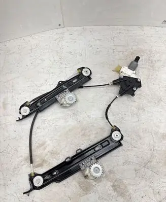 BMW 4 F36 Gran coupe Rear door window regulator with motor 7326326