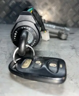 Hyundai Sonata Ignition lock 081030