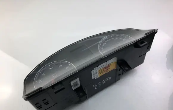 Volkswagen Golf V Speedometer (instrument cluster) 1K0920873AX