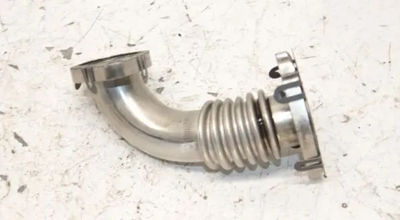 Ford Kuga II EGR valve line/pipe/hose 84715F01