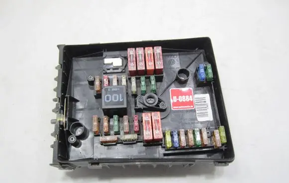 Audi A3 S3 8P Fuse module 1K0937125A