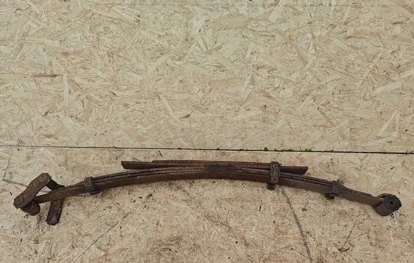 Toyota Hilux (AN10, AN20, AN30) Rear leaf spring 