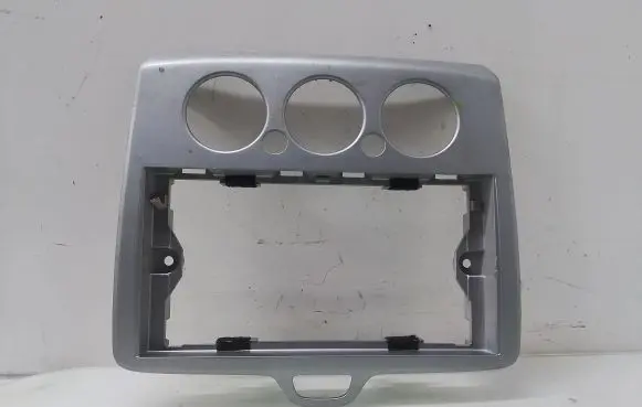 Ford Focus Radio/GPS head unit trim 4M5118522