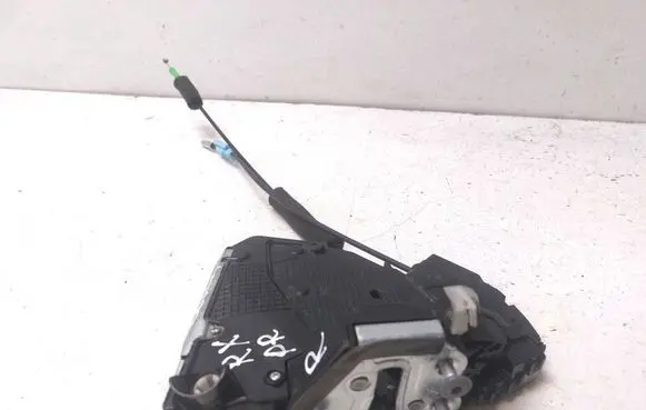 Lexus RX 450H Front door lock