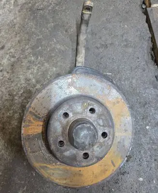 Mercedes-Benz E W211 Front wheel hub 2115451040