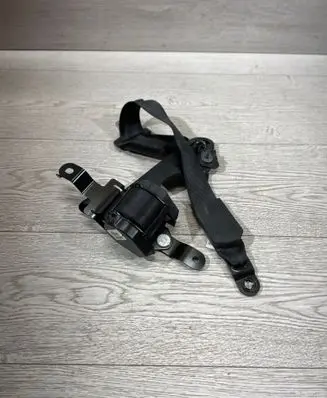 BMW X5 E70 Rear seatbelt 606345601C R090X196CEL