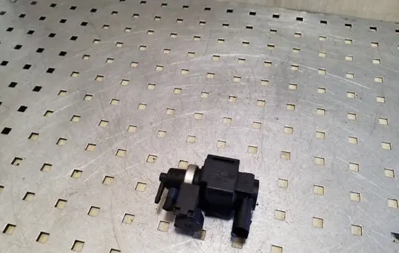 Volkswagen Touareg I Turbo solenoid valve 059906629A