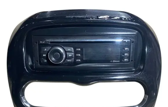 Peugeot iOn Radio/CD/DVD/GPS head unit 96748368XT