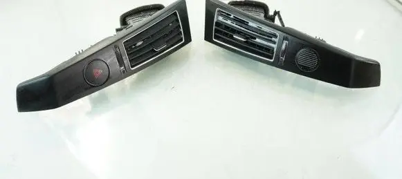 Hyundai ix 55 Dashboard side air vent grill/cover trim