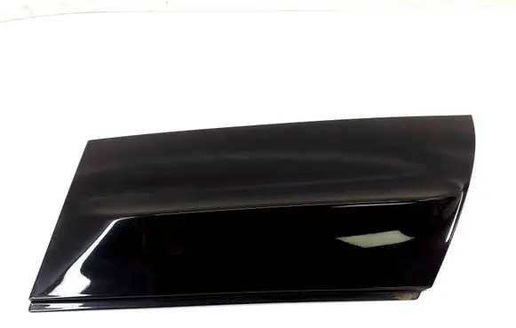 Rear fender molding trim