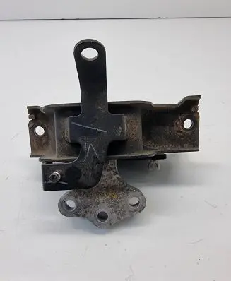 Suzuki Baleno IV Gearbox mount