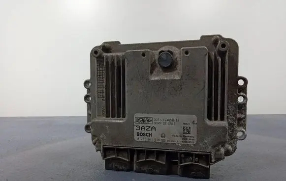 Ford Focus C-MAX Engine control unit/module ECU 3U7112A650SA