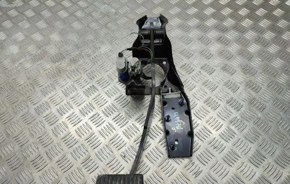 Land Rover Range Rover Evoque L538 Brake pedal BJ322D094CB