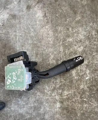 Toyota Avensis Verso Wiper control stalk 173654