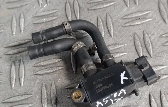 Opel Astra K Exhaust gas pressure sensor 55599659 3166