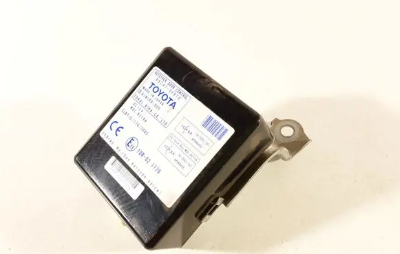Toyota Corolla Verso AR10 Door central lock control unit/module 897410F010