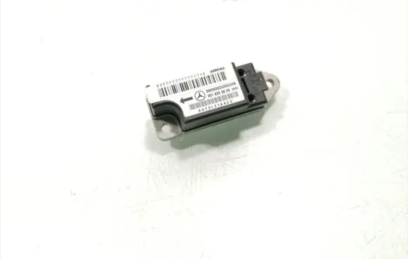 Mercedes-Benz E AMG W210 Airbag deployment crash/impact sensor 0018205626