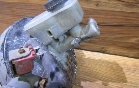 Mazda Xedos 6 Master brake cylinder