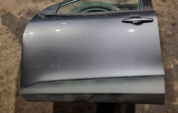 Toyota Yaris Cross Front door 
