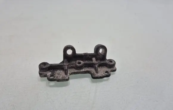 Citroen C-Crosser Engine mounting bracket 9681882280