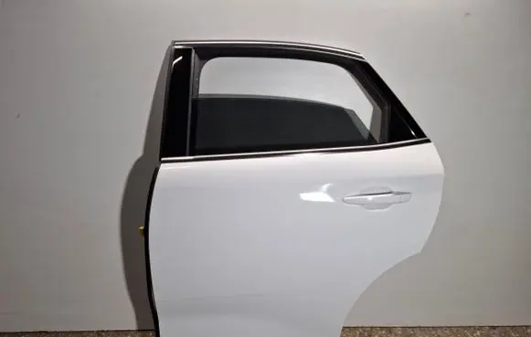 Citroen DS7 Crossback Rear door 9815704580