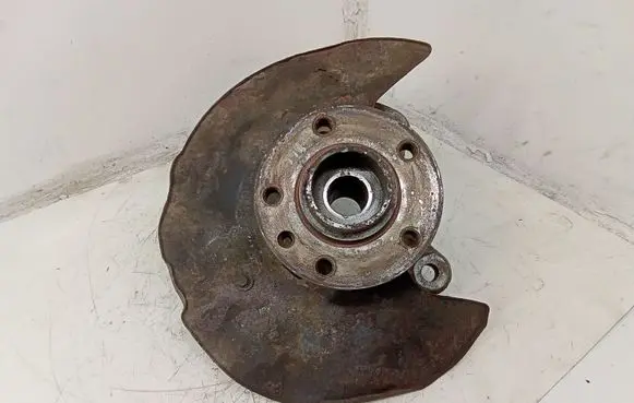 Volkswagen Transporter - Caravelle T5 Front wheel hub spindle knuckle