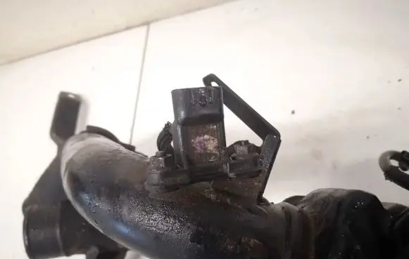 Toyota Avensis T250 Air pressure sensor 8942120210 89421-20210
