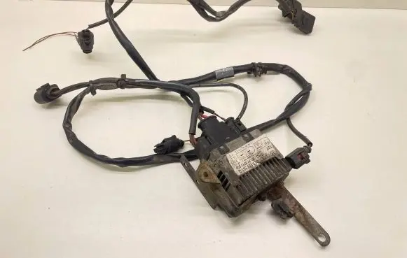 Coolant fan relay