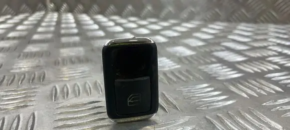 Mercedes-Benz E W212 Electric window control switch A2048707358