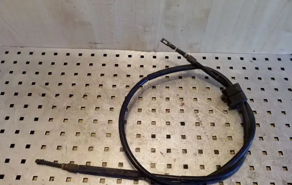 Handbrake/parking brake wiring cable
