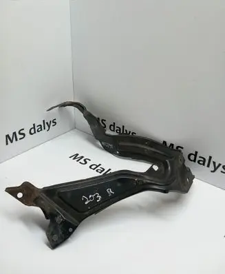 Mercedes-Benz C W203 Headlight/headlamp mounting bracket A2036203072 2036203072