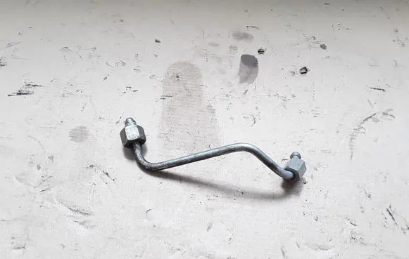 Chevrolet Captiva Fuel injector supply line/pipe NOCODE