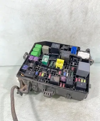 Mitsubishi Outlander Fuse module