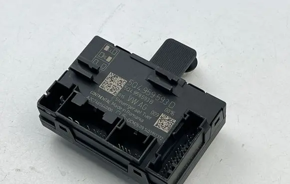 Volkswagen PASSAT B8 Door control unit/module 5Q4959593D 5Q4959593B A2C7465640100
