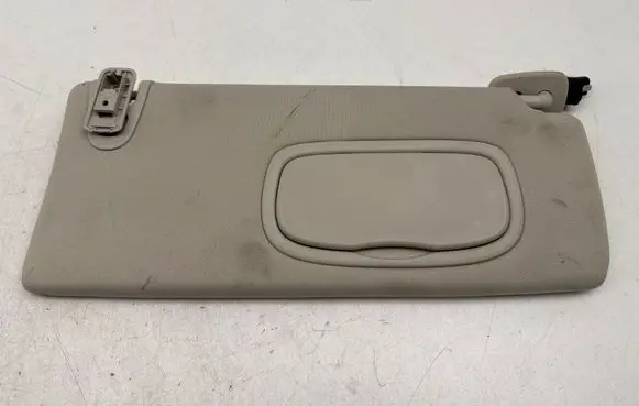 Jeep Cherokee Sun visor