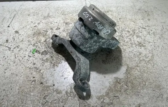 Ford Galaxy Engine mount bracket