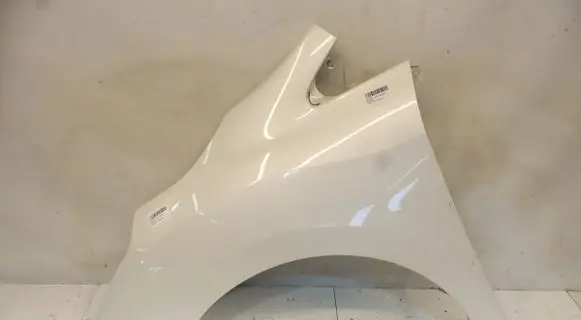 Toyota Verso Fender 