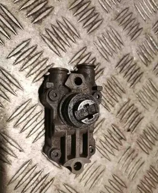 Mercedes-Benz C W203 Fuel injection high pressure pump A6110900350 6110900350