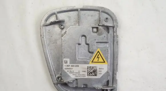 Volvo V50 Xenon control unit/module 1307329209