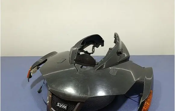 AC 428 Engine bonnet/hood 61100RB10000
