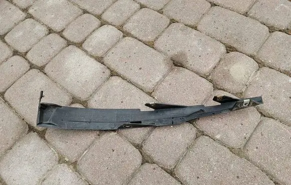 Opel Insignia B Front bumper lip 39144693