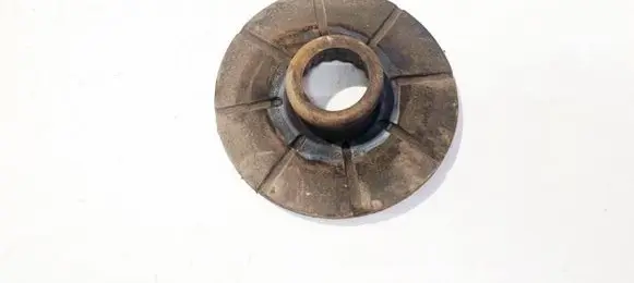 Opel Zafira B Front coil spring rubber mount 90538496