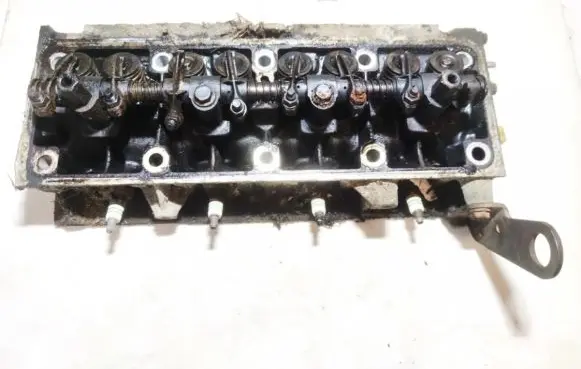 Engine head