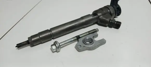 Renault Megane III Fuel injector 0445110414