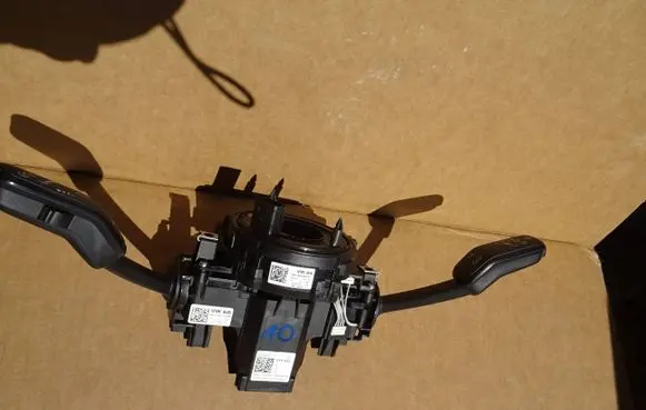 Volkswagen T-Roc Indicator stalk 5Q1953569H 03032023 E587058