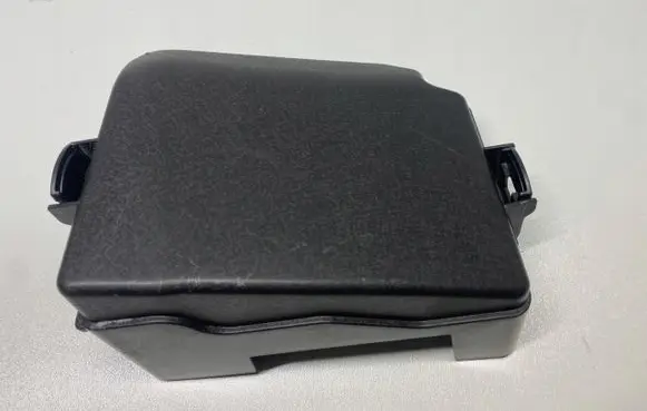 Hyundai i40 Relay mounting block 